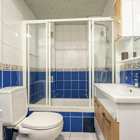Comfy Flat With Balcony In Atasehir Apartament Stambuł